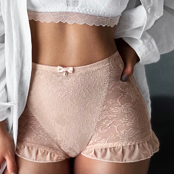 Black  Lace Panties. High waist pin up Panties. - Picture 4 of 10